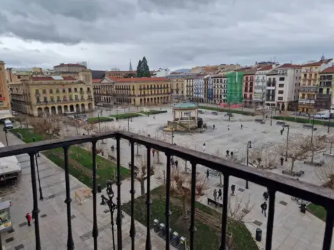 Piso en Plaza del Castillo