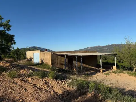 Casa rústica en Les Useres - Useras