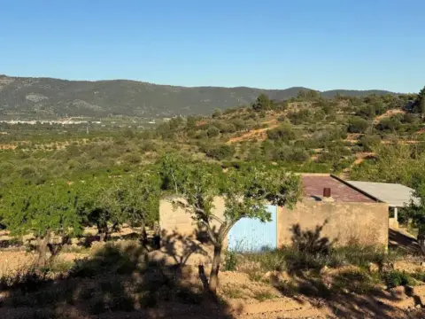 Casa rústica en Les Useres - Useras