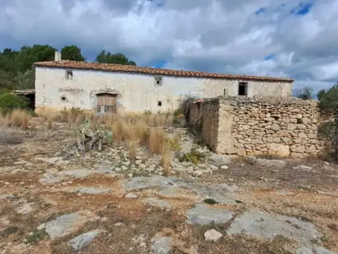 Casa rústica en Les Useres - Useras