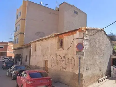 Terreno en calle de Marcos Martínez