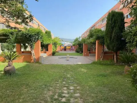 Piso en Huerta de la Reina-Arruzafilla-Parque Figueroa-Noreña