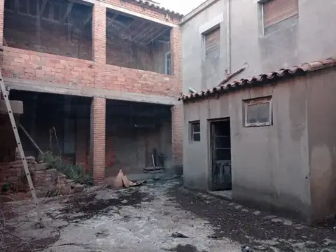 Casa rústica en Monzón