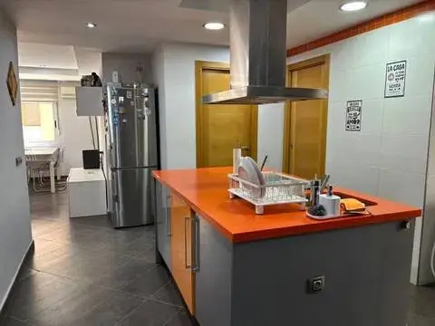 Piso en El Castellar-L'Oliveral