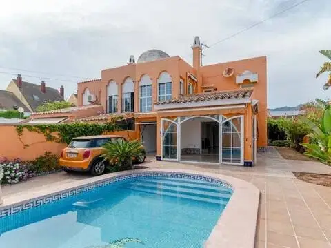 Casa adosada en Benicàssim Golf