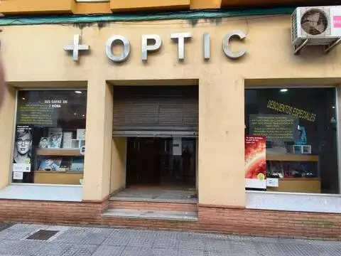 Local comercial en calle de Luis Braille