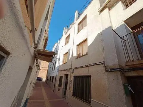 Casa adosada en La Salzadella