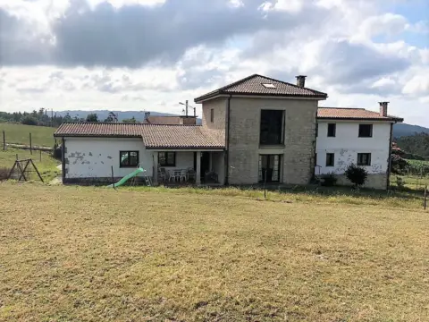 Chalet en Val do Dubra