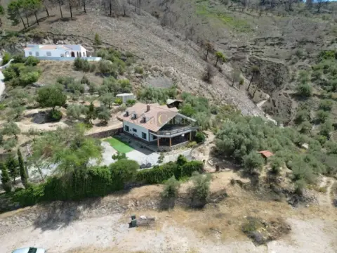Chalet en Canillas de Albaida