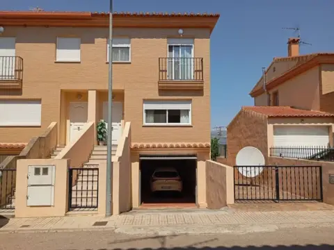 Casa adosada en La Salzadella