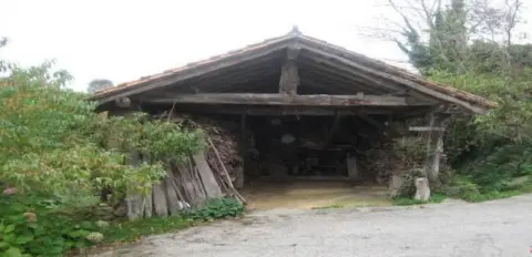 Casa rústica en Larrabetzu