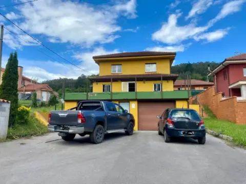 Chalet en Las Cruces (Regueras)
