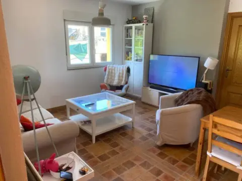 Chalet en Las Cruces (Regueras)