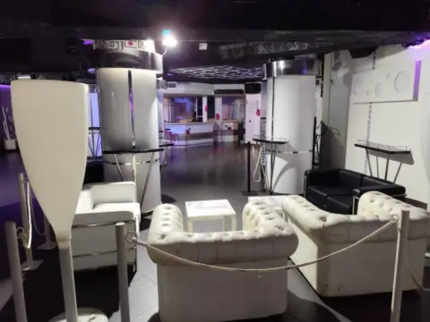 Local comercial en Puerto Marina