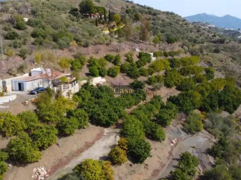 Casa rústica en Canillas de Albaida