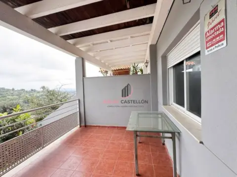 Casa adosada en Costur