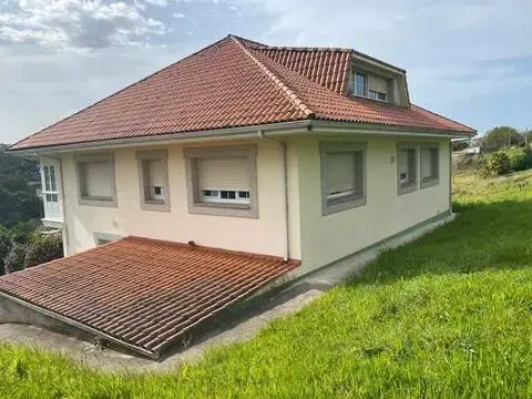 Chalet en Betanzos