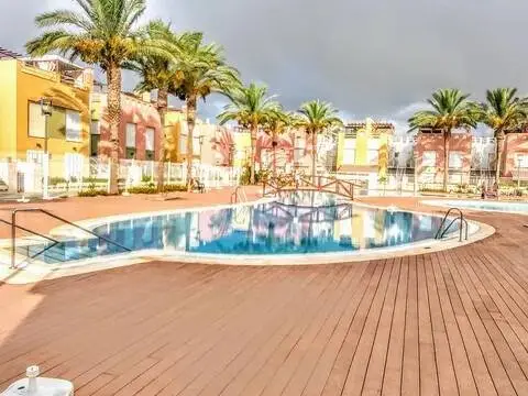 Piso en Avenida de Juan Sebastián Elcano