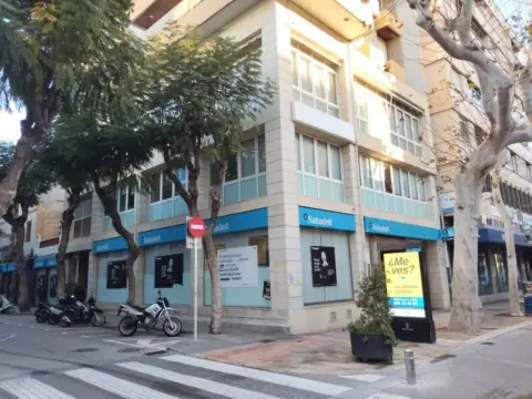 Oficina en Centro Urbano