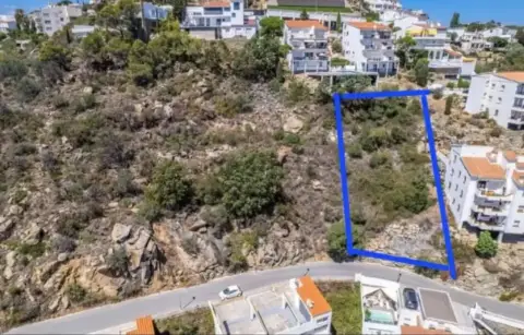 Terreno en Port Esportiu-Canyelles-Puig Rom
