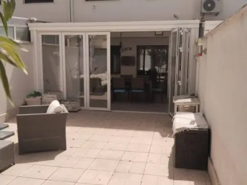 Casa adosada en Pedanías y Barrios Rurales