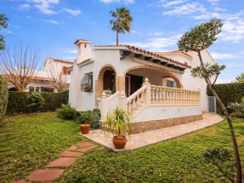 Chalet en Carrer Mar Negra