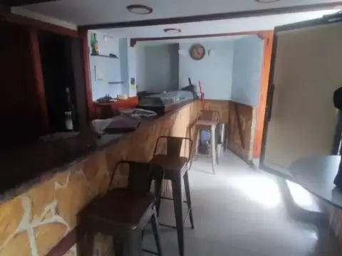 Local comercial en calle Ines de Suarez