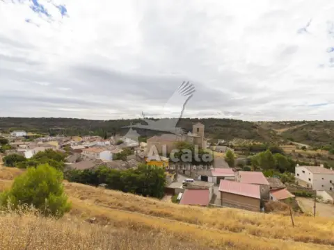 Terreno en Hueva