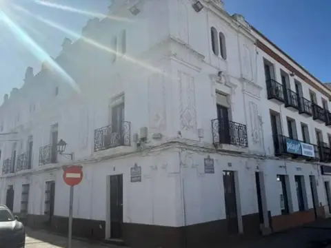 Casa adosada en calle de San Francisco