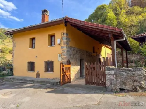 Casa en Bárzana (Teverga)