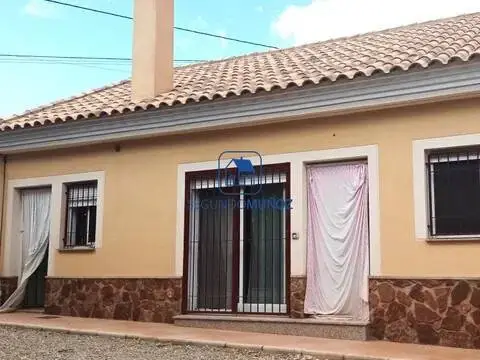 Casa rústica en calle los Lorentes No Number