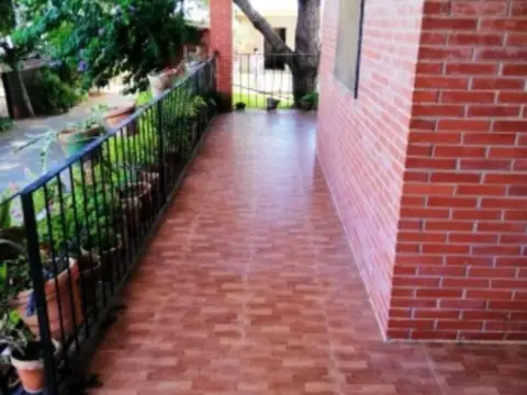 Casa rústica en Villanueva del Ariscal