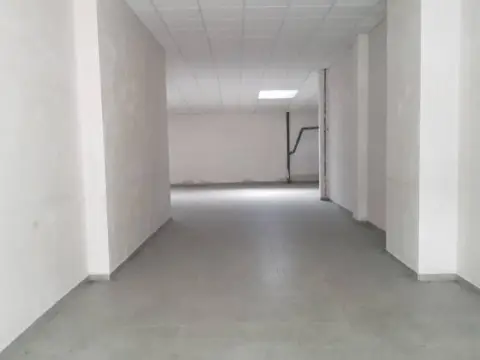 Local comercial en Universidad