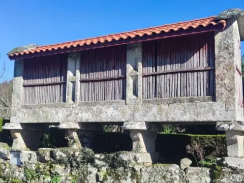 Casa rústica en Esgos