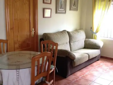 Habitación en La Palmera-Reina Mercedes