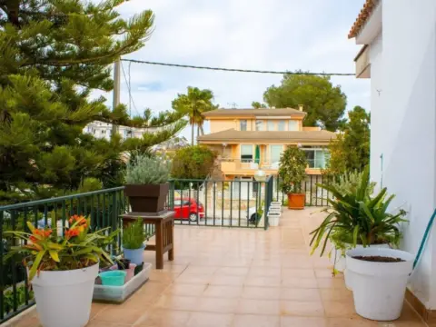 Piso en calle Carrer D´Apol-Lo