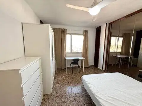 Habitación en Avinguda del Doctor Waksman