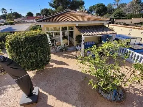 Chalet en Carrer de Magnolio