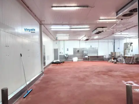 Nave industrial en Arenys de Munt