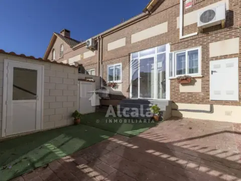 Casa en Villanueva de la Torre