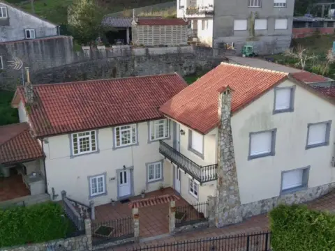 Casa en Boiro