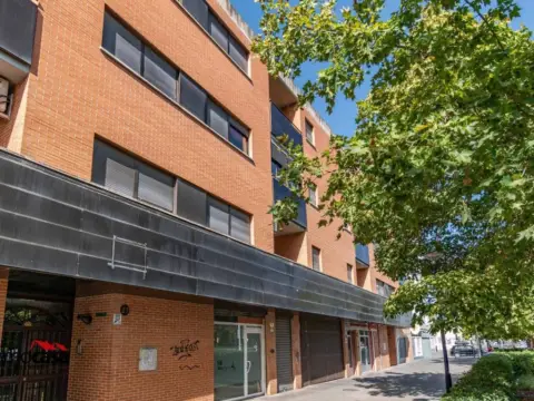 Piso en Los Periodistas-Parque Almunia-Albayda