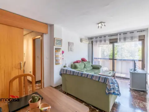 Piso en Los Periodistas-Parque Almunia-Albayda