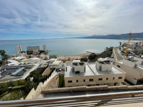 Chalet en El Far-El Dossel