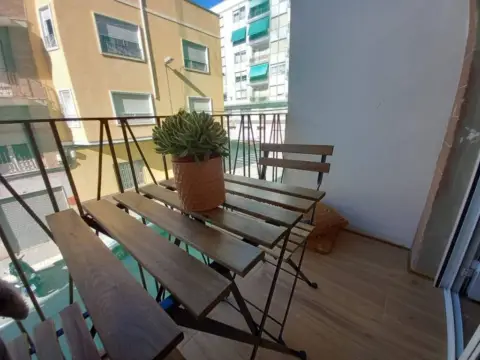 Piso en Reina Victoria-Poeta Miguel Hernández