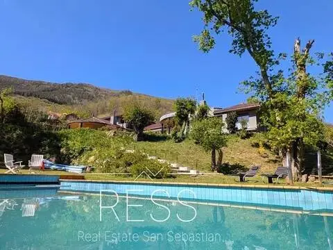 Chalet en Barrio Jaitzubia