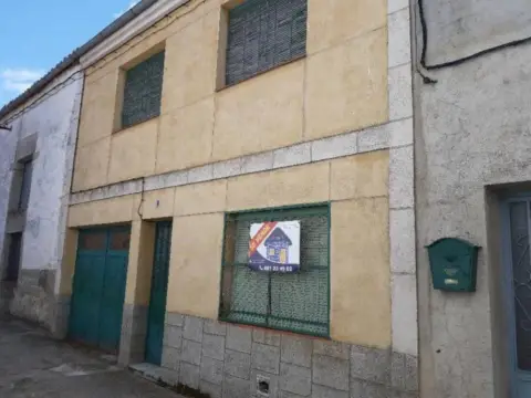 Casa en calle de las Tres Casas