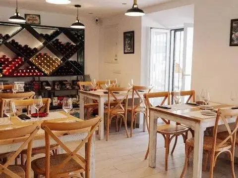 Local comercial en Casco Antiguo