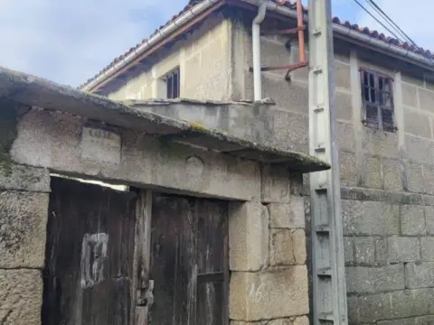 Casa rústica en Esgos (Capital)
