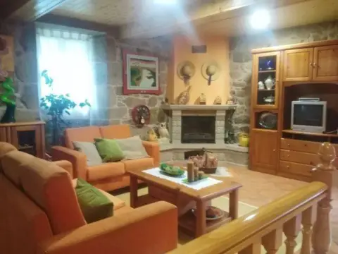 Casa en calle Xubin